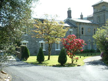 Coed y Celyn Hall (2).jpg